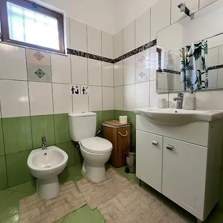 Andrew's Place